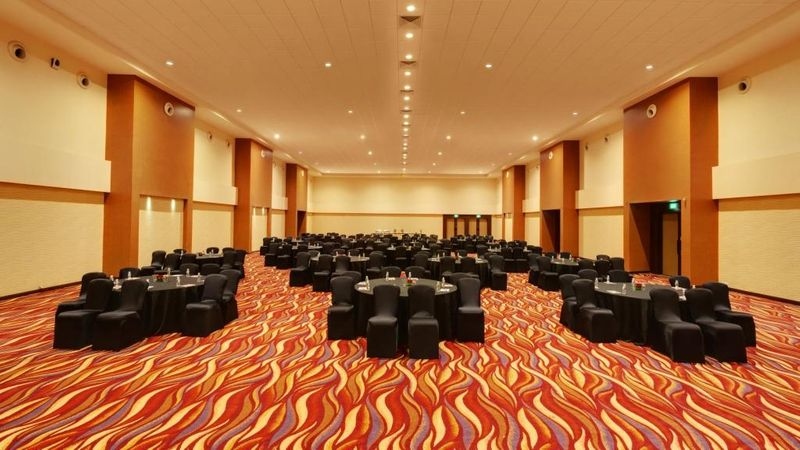 BALL ROOM